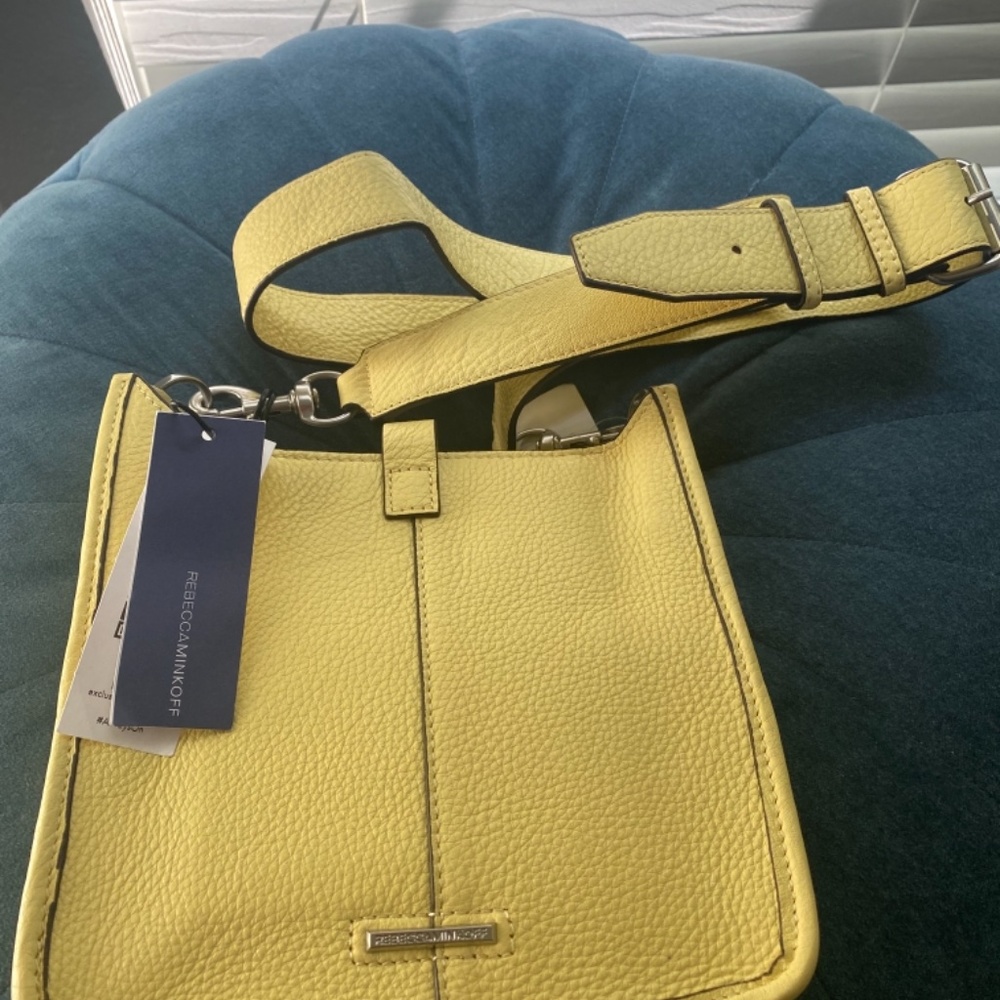 Handbag - Picture 6 of 7